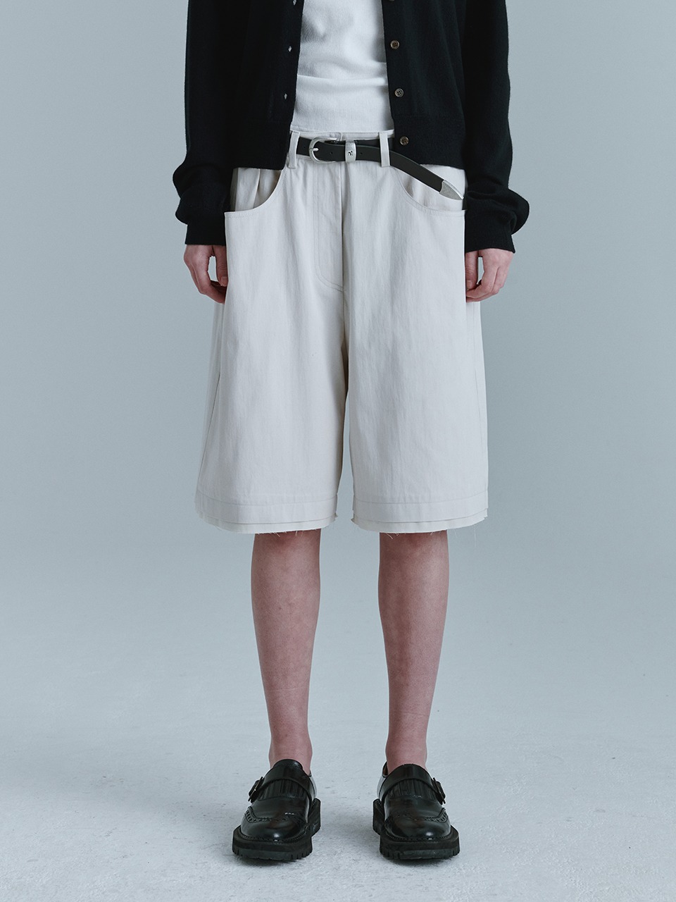 LOOSE CHINO SHORTS_beige